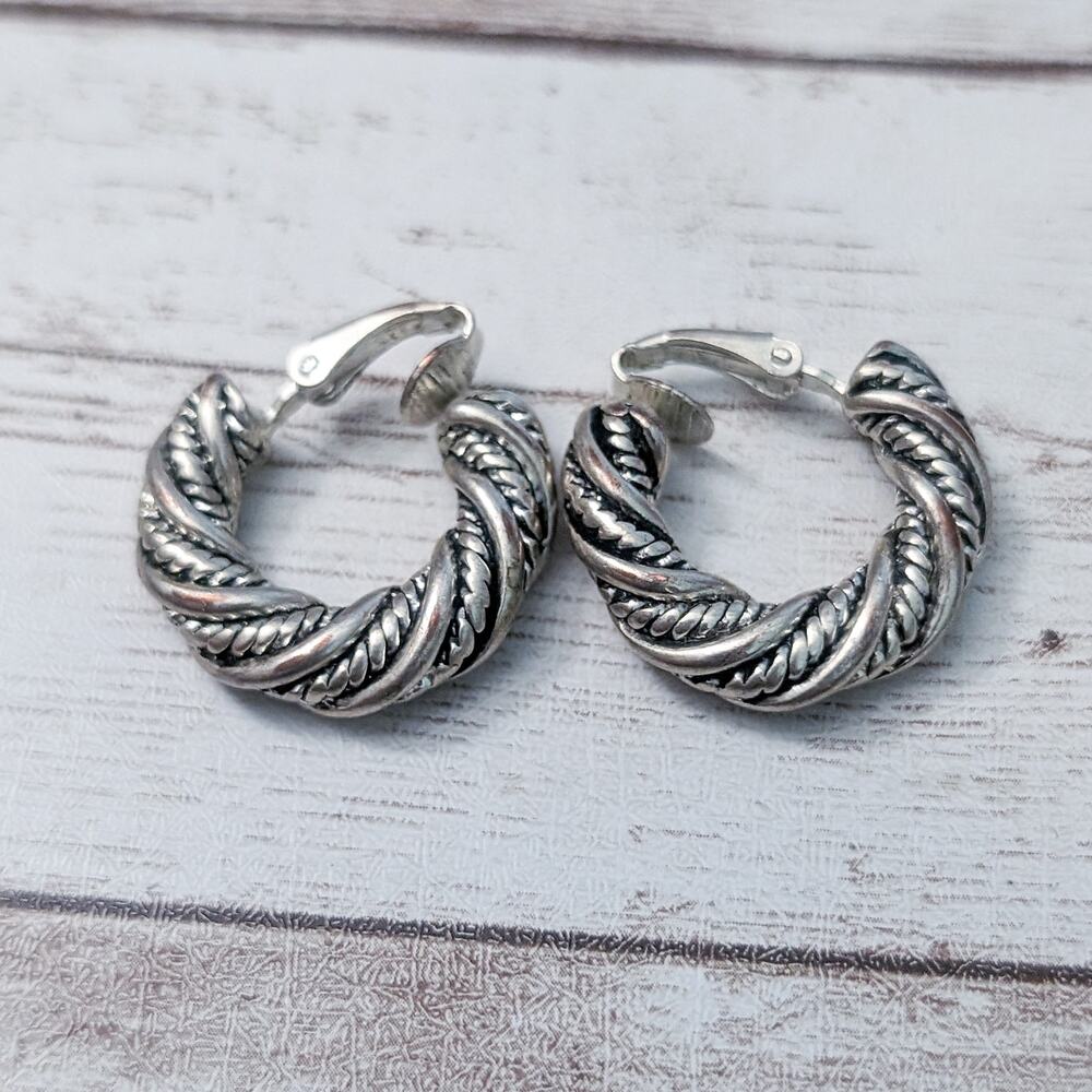 Vintage Clip On Earrings Silver Tone Twisted Rope Style Hoops - Some Tarnish - Picture 3 of 9